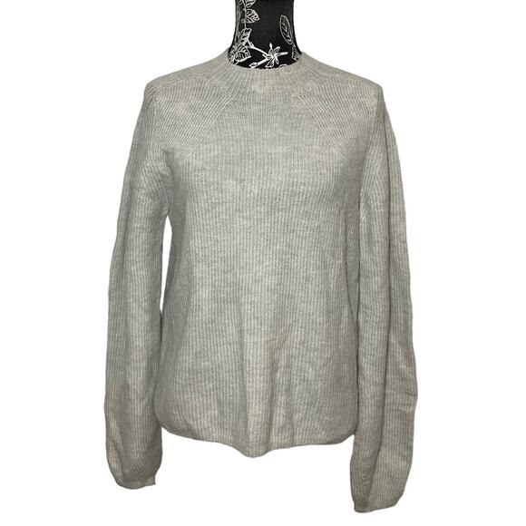 Banana Republic Aire Cropped Puff Sleeves Ribbed Sweater Light Gray Medium Tall - Picture 4 of 8